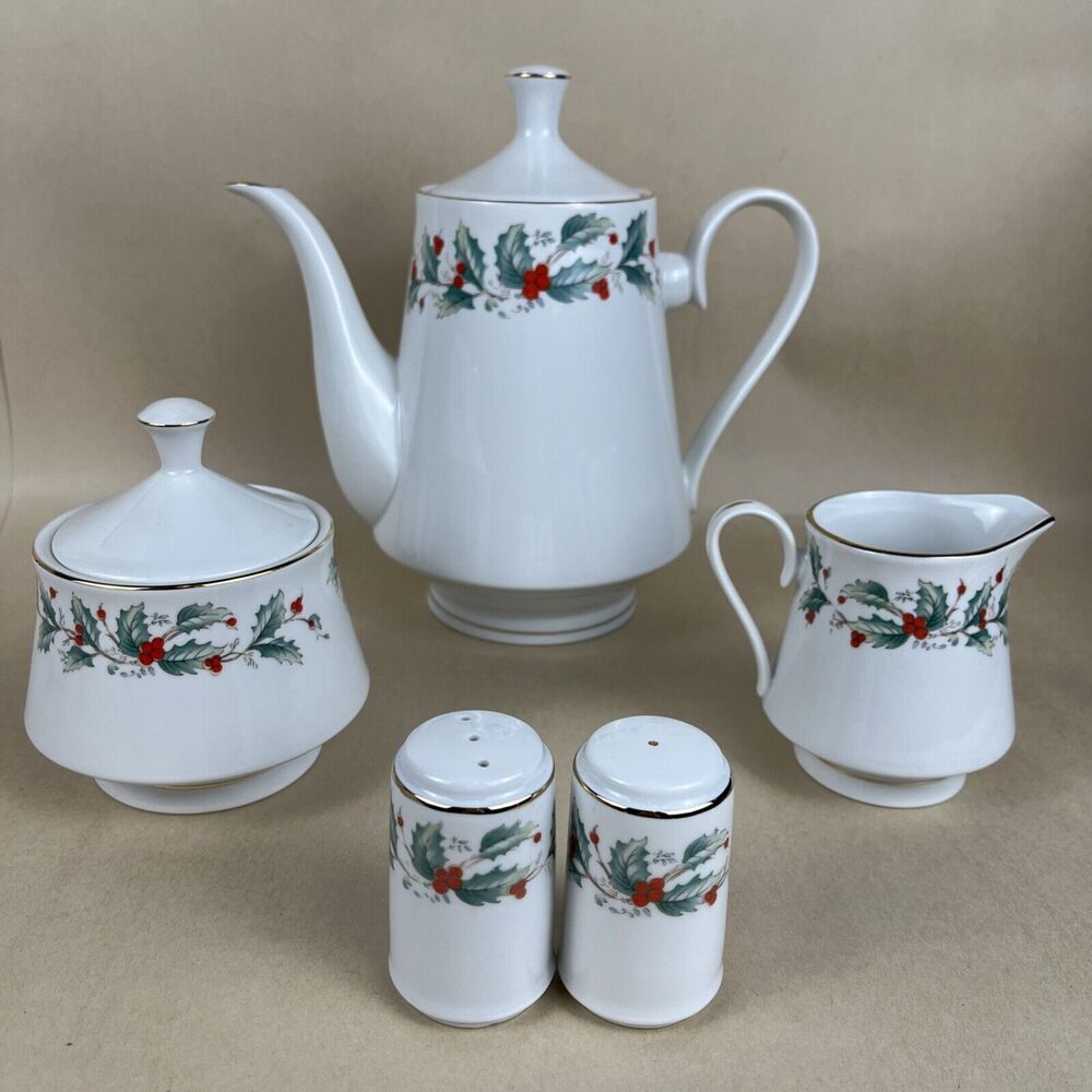 VTG China Pearl NOEL Holly Berry Xmas Coffee Pot,Sugar Bowl/Creamer, Salt/Pepper